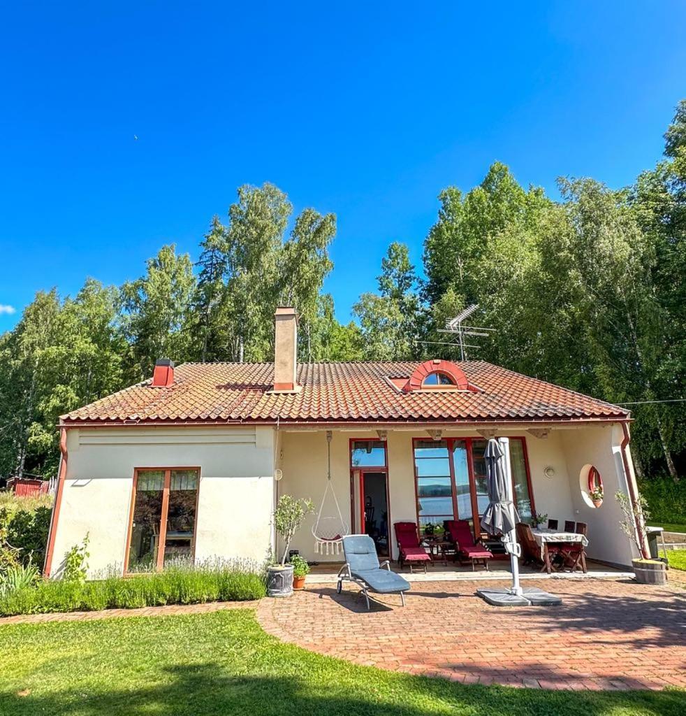 Charming Lakeside Villa Nora  Exterior photo